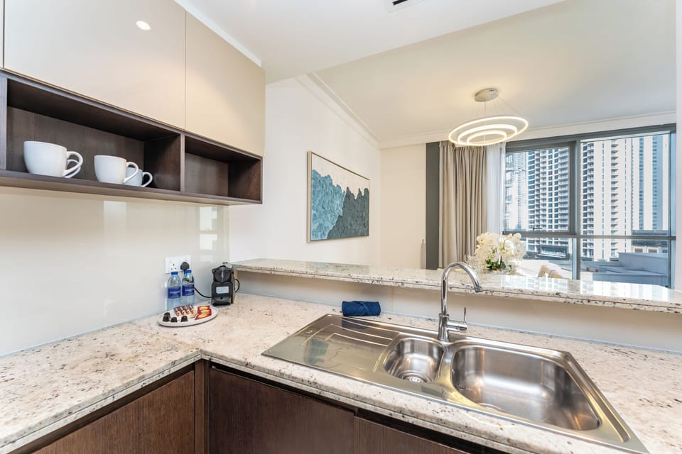 Exclusive Apartment, Non Smoking, City View | Private kitchen | Full-size fridge, microwave, oven, stovetop