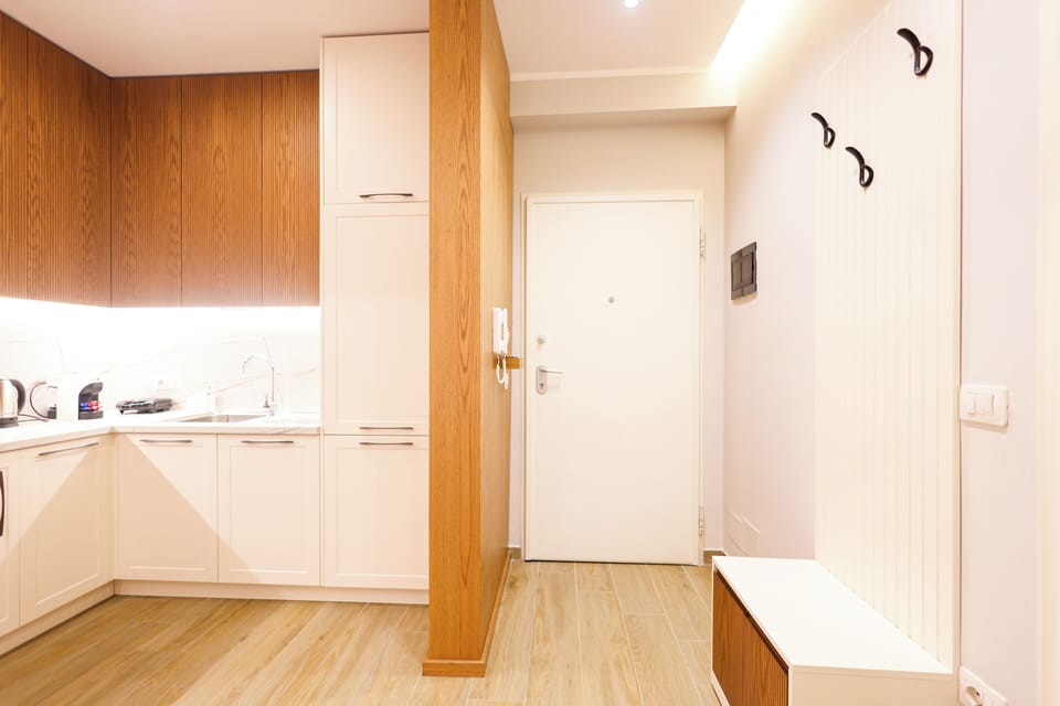 Grandstay Urban Two | Private kitchen | Full-size fridge, microwave, oven, stovetop