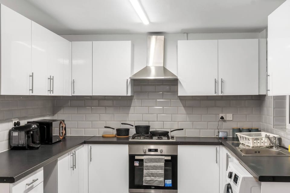 House, 1 Bedroom, Patio | Private kitchen