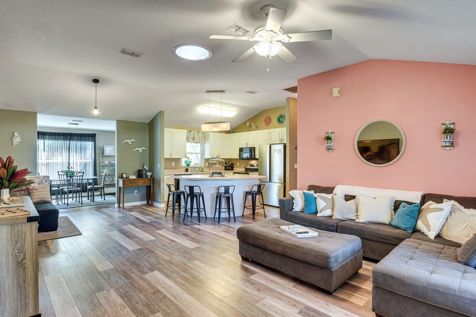 House (3 Bedrooms) | Interior