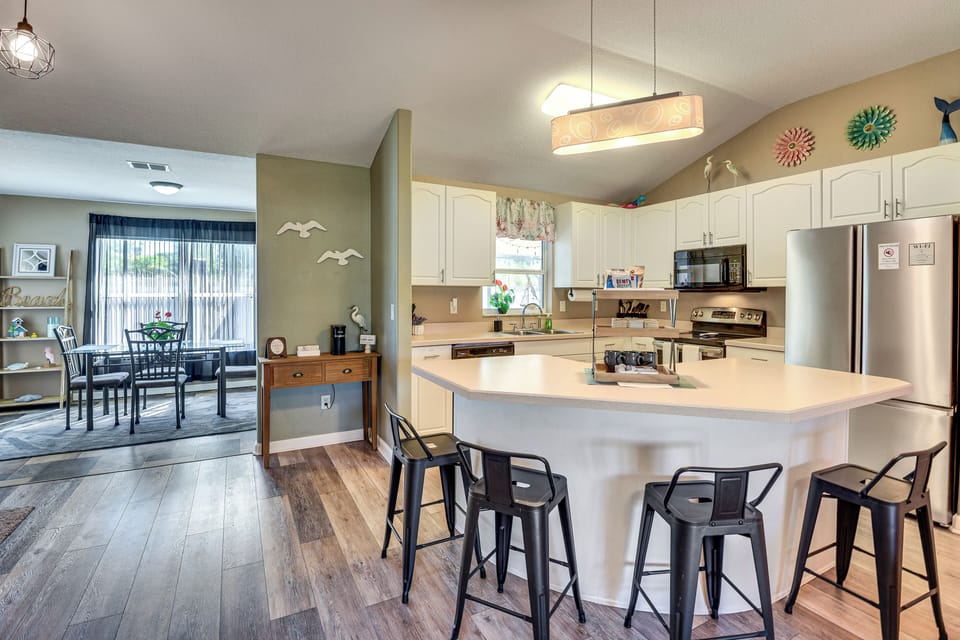House (3 Bedrooms) | Interior