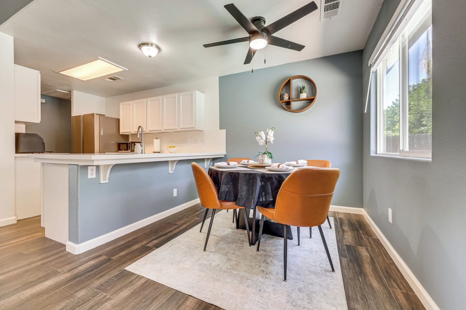 House (3 Bedrooms) | Interior