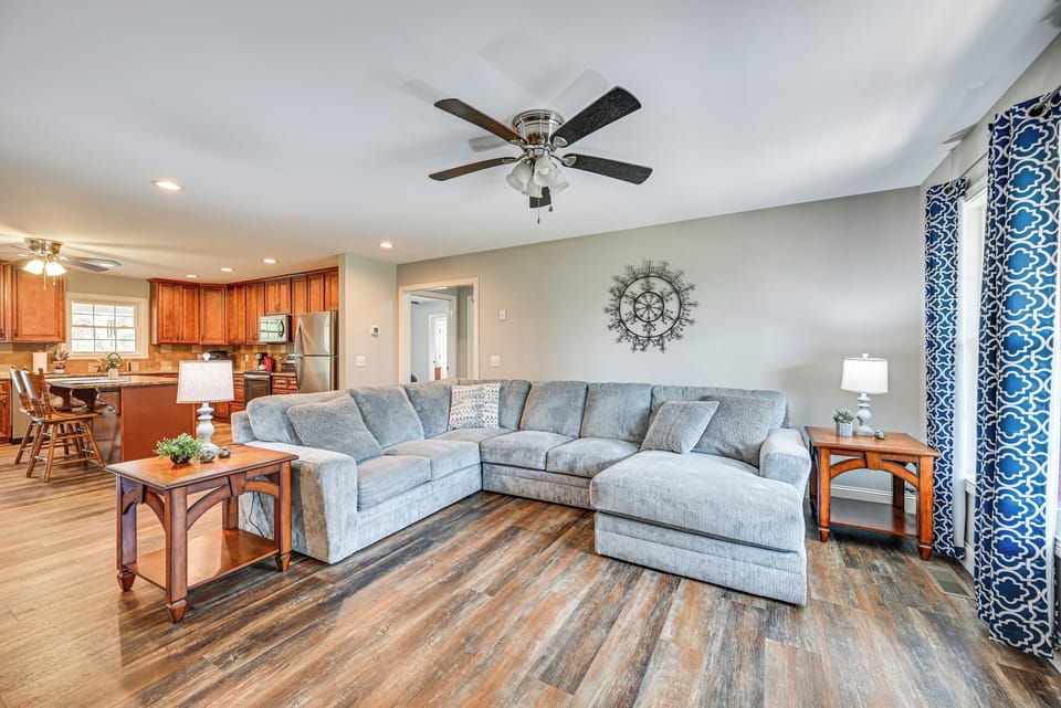 House (3 Bedrooms) | Interior