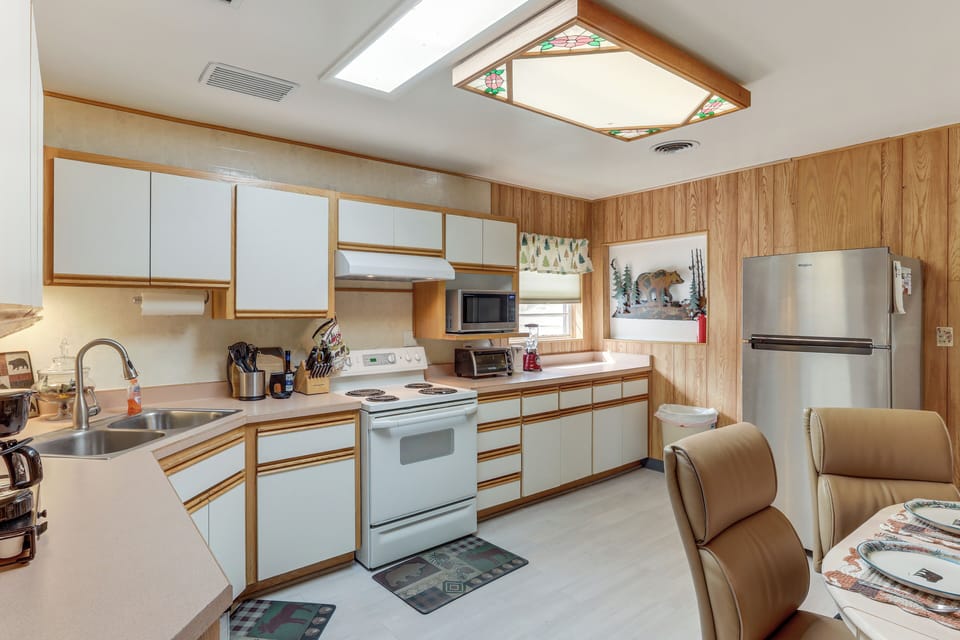 House (2 Bedrooms) | Interior