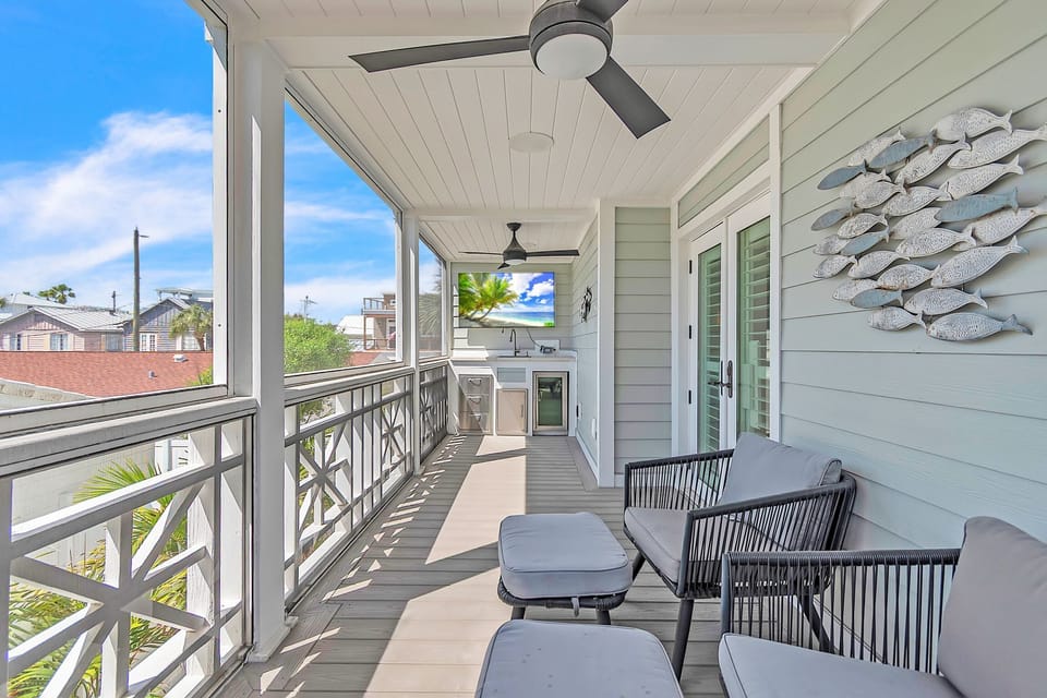 Spacious, Wrap Around Balcony with Seating and Smart TV - 2nd Level