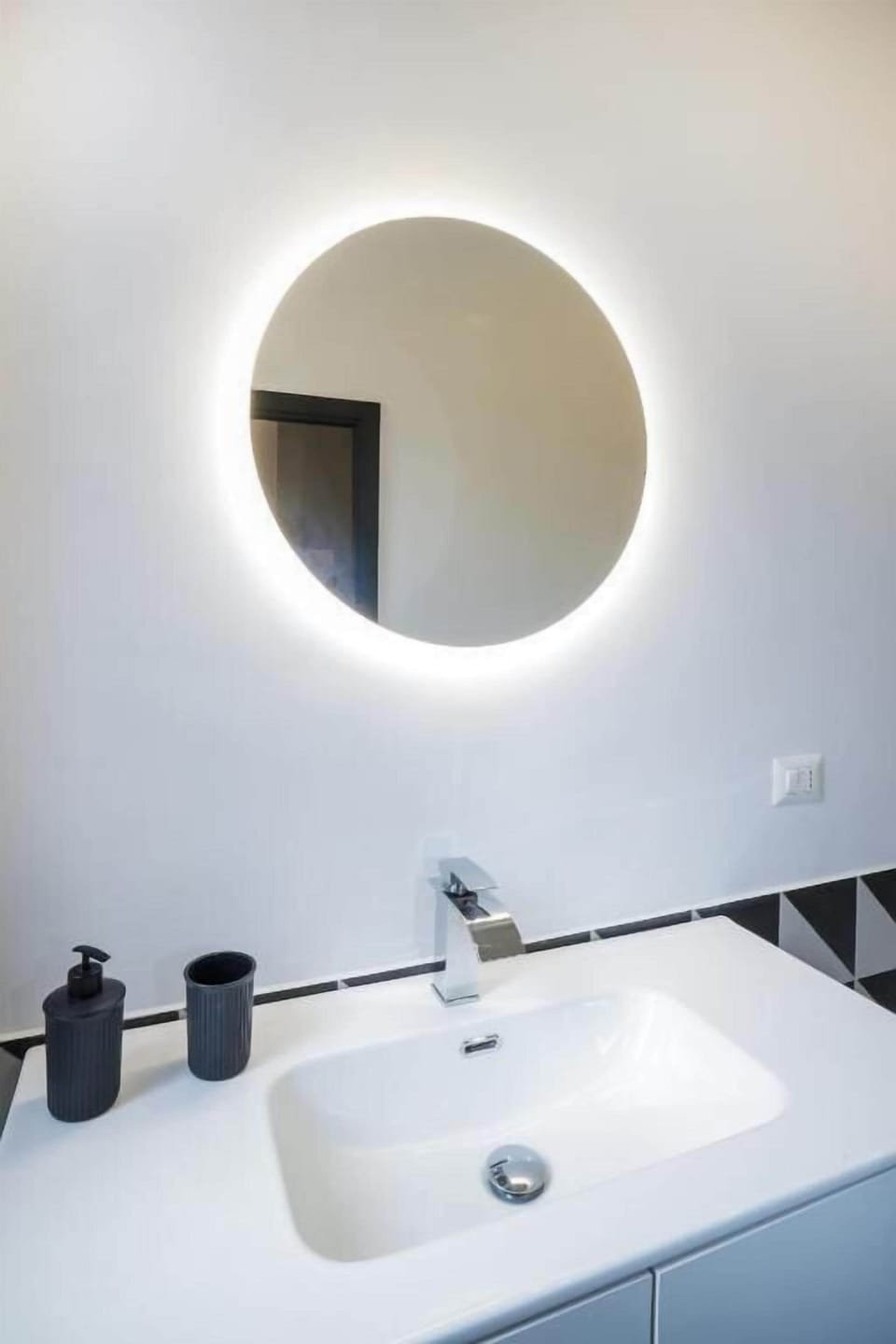 Comfort Quadruple Room, City View | Bathroom | Bidet