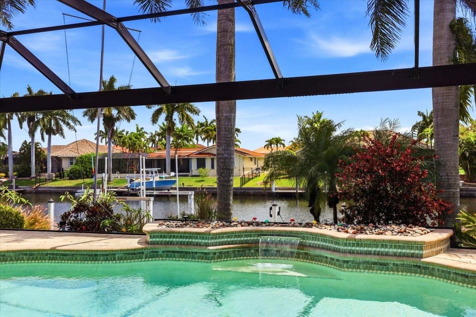 House, 3 Bedrooms | Pool