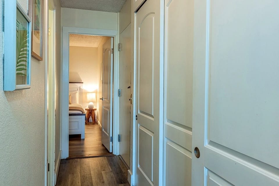 Condo, 1 Bedroom | Interior