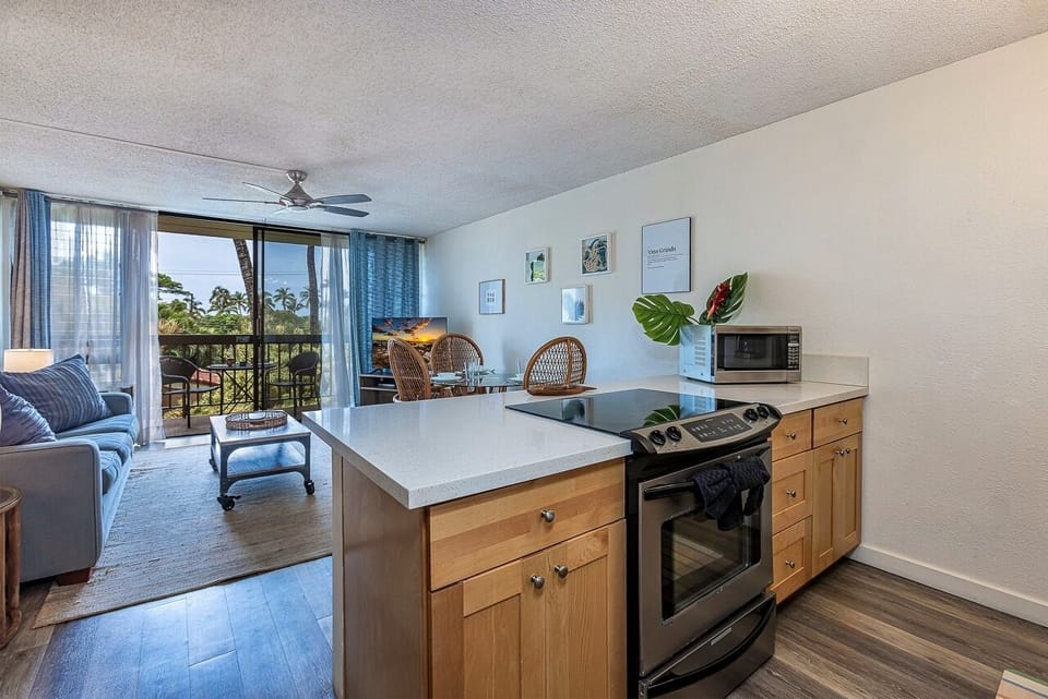 Condo, 1 Bedroom | Interior