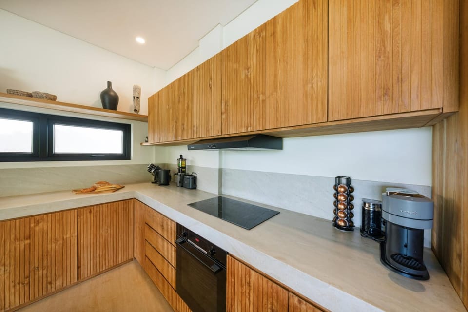 Kitchen equipped with high-end appliances - BOSCH oven and Nespresso coffee machine