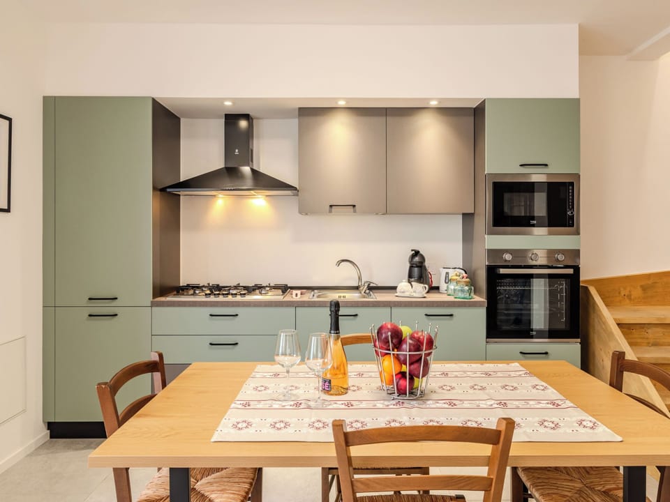 Kitchen / Dining Room