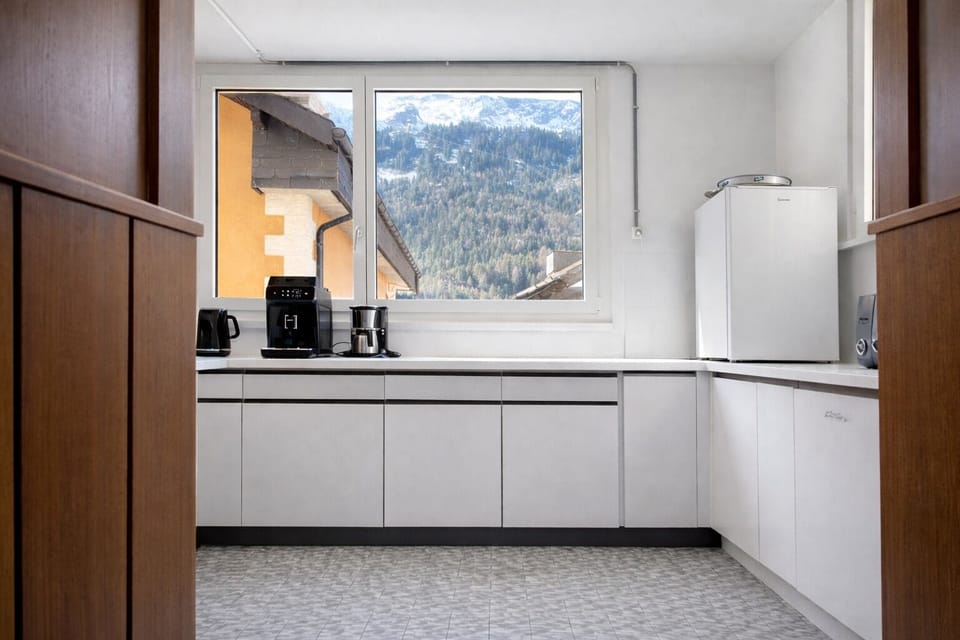 Shared fridge, microwave