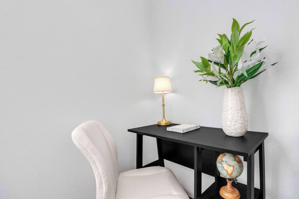 This first-floor king suite boasts a smart TV & private ensuite​