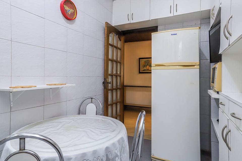 Apartment | Dining