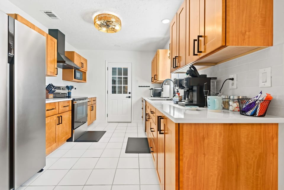 Full view of kitchen - fully equipped for your cooking or baking needs