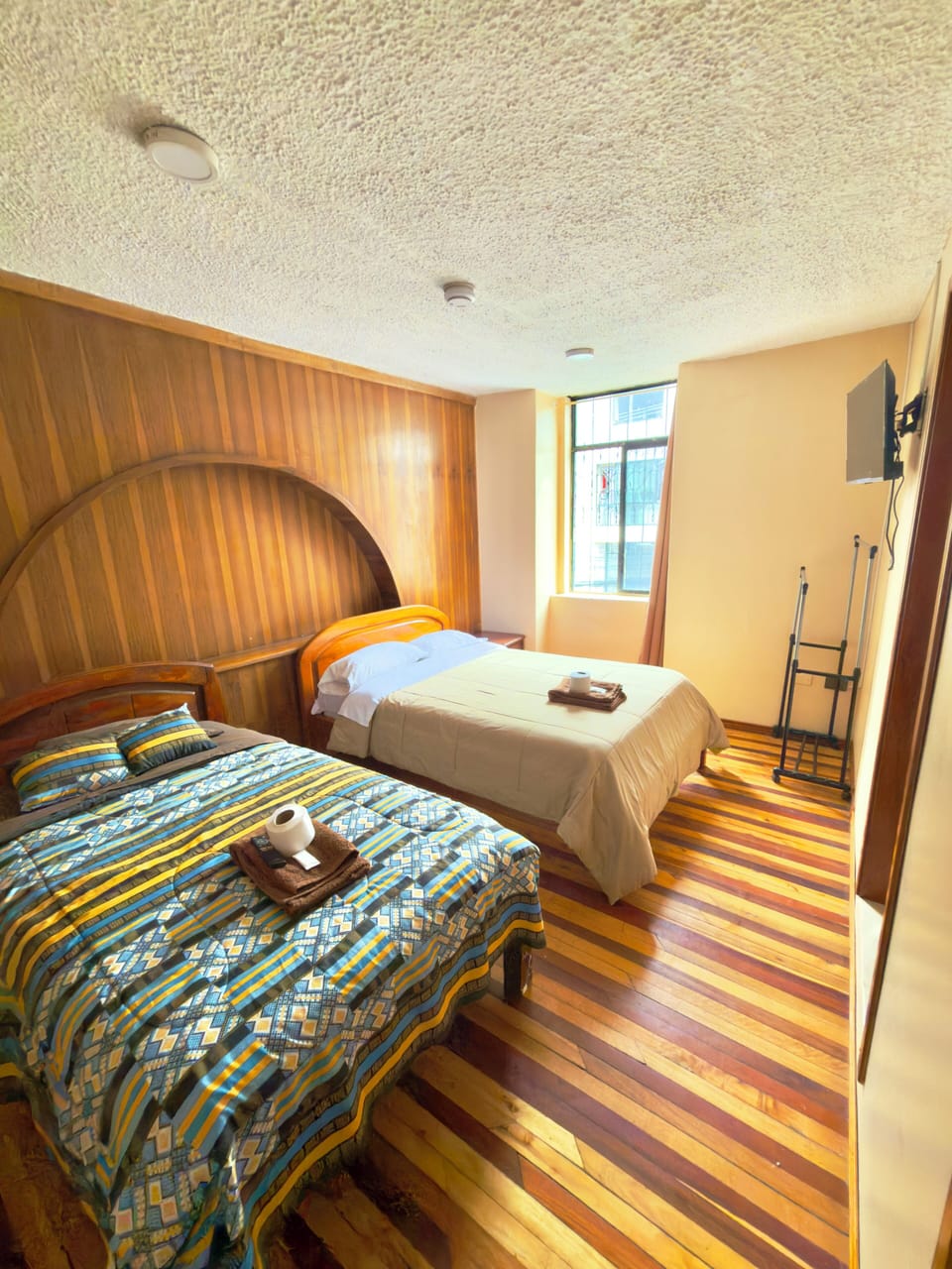 Standard Twin Room, 2 Double Beds, Private Bathroom | Soundproofing, WiFi (free), bed sheets