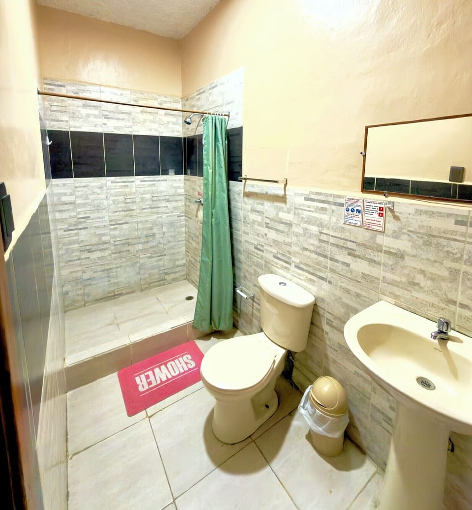 Standard Room, 1 Double Bed, Private Bathroom | Bathroom | Shower, towels, soap, toilet paper