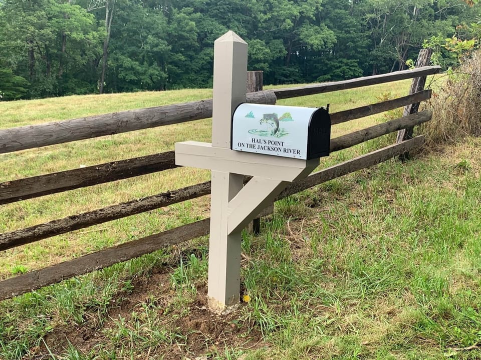 Entrance to Hal's Point