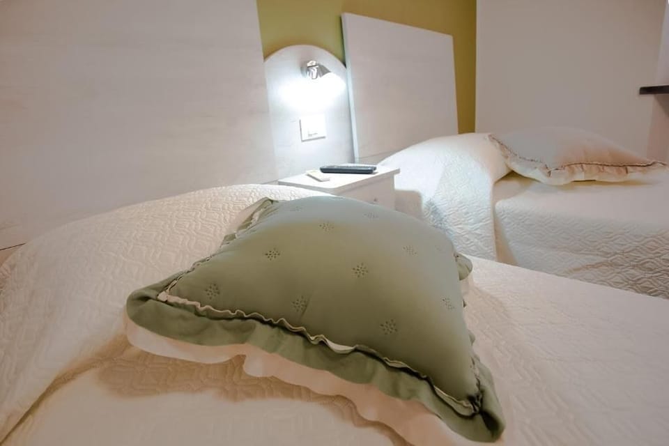 Twin Room, Courtyard View | Free WiFi