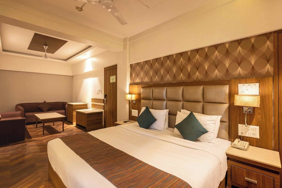 Studio, City View | Premium bedding, Select Comfort beds, minibar, desk