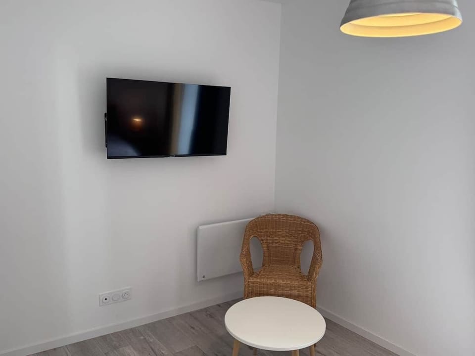 TV HD murale.