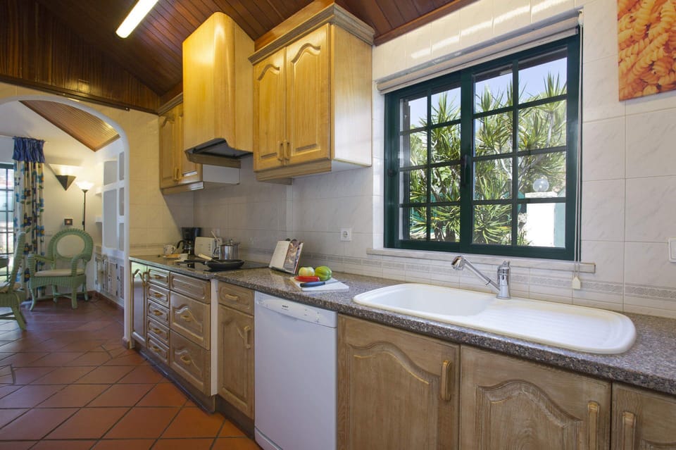 Villa Maria D'Oura image