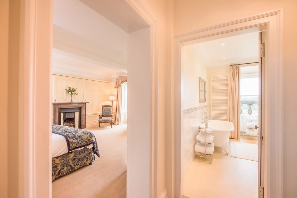 Honeymoon Suite | Premium bedding, individually decorated, individually furnished