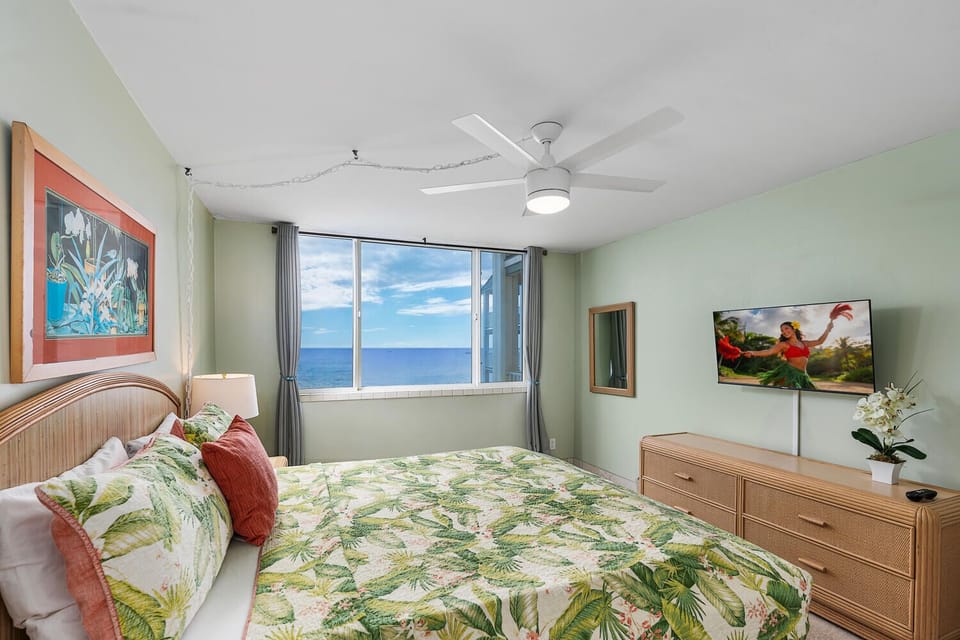 Large Bedroom
