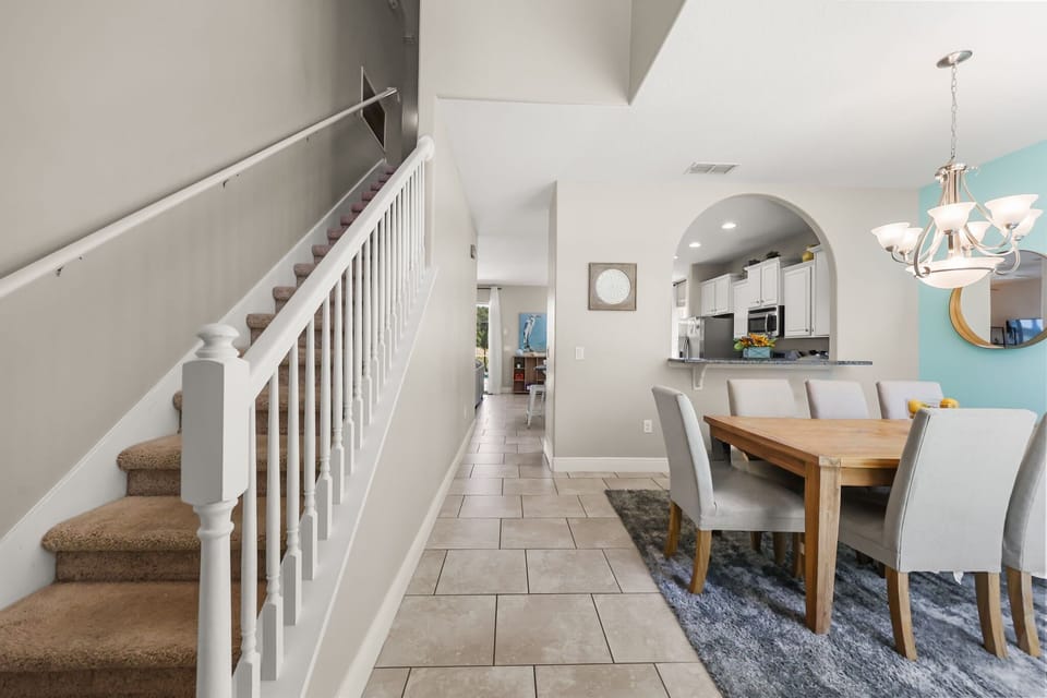 5140OakbourneAve(04)