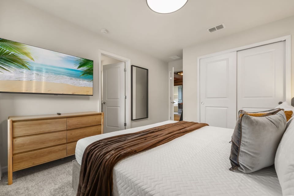 1018 Cedar Row Way (31).jpg