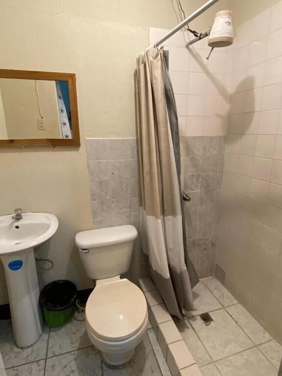 Shower, towels, soap, shampoo
