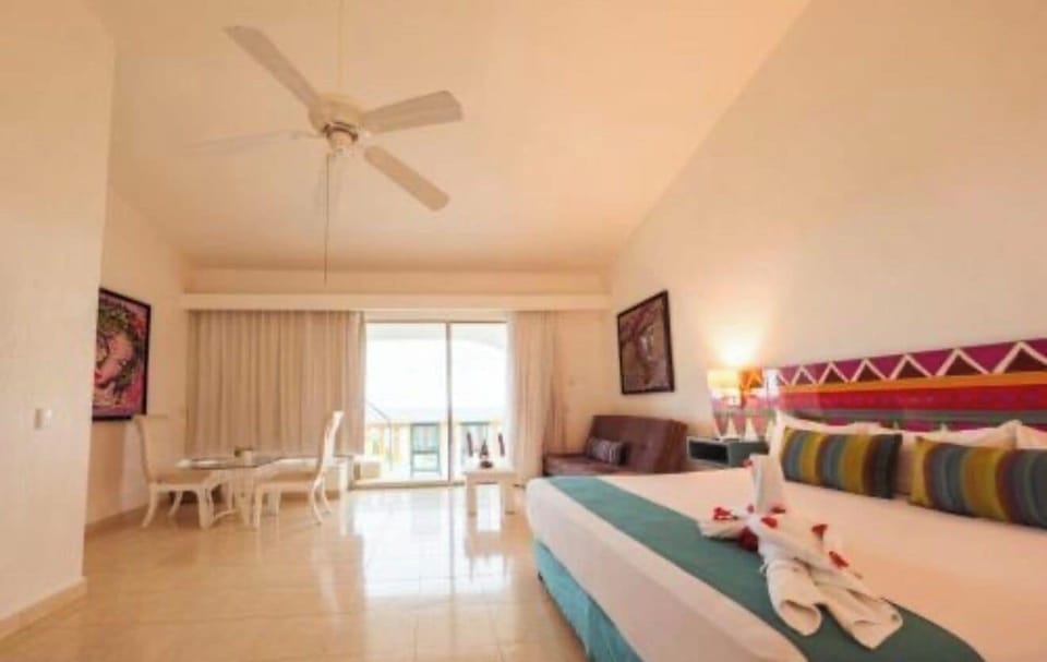 In-room safe, free cribs/infant beds, free WiFi, bed sheets