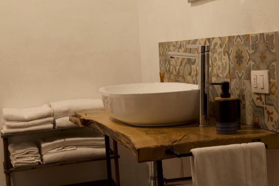 Apartment, Non Smoking, Pets Allowed | Bathroom