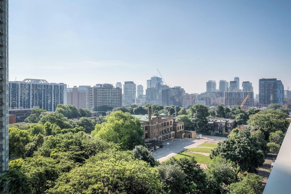 Basic Studio Suite, 1 Queen Bed, Non Smoking, City View | City view
