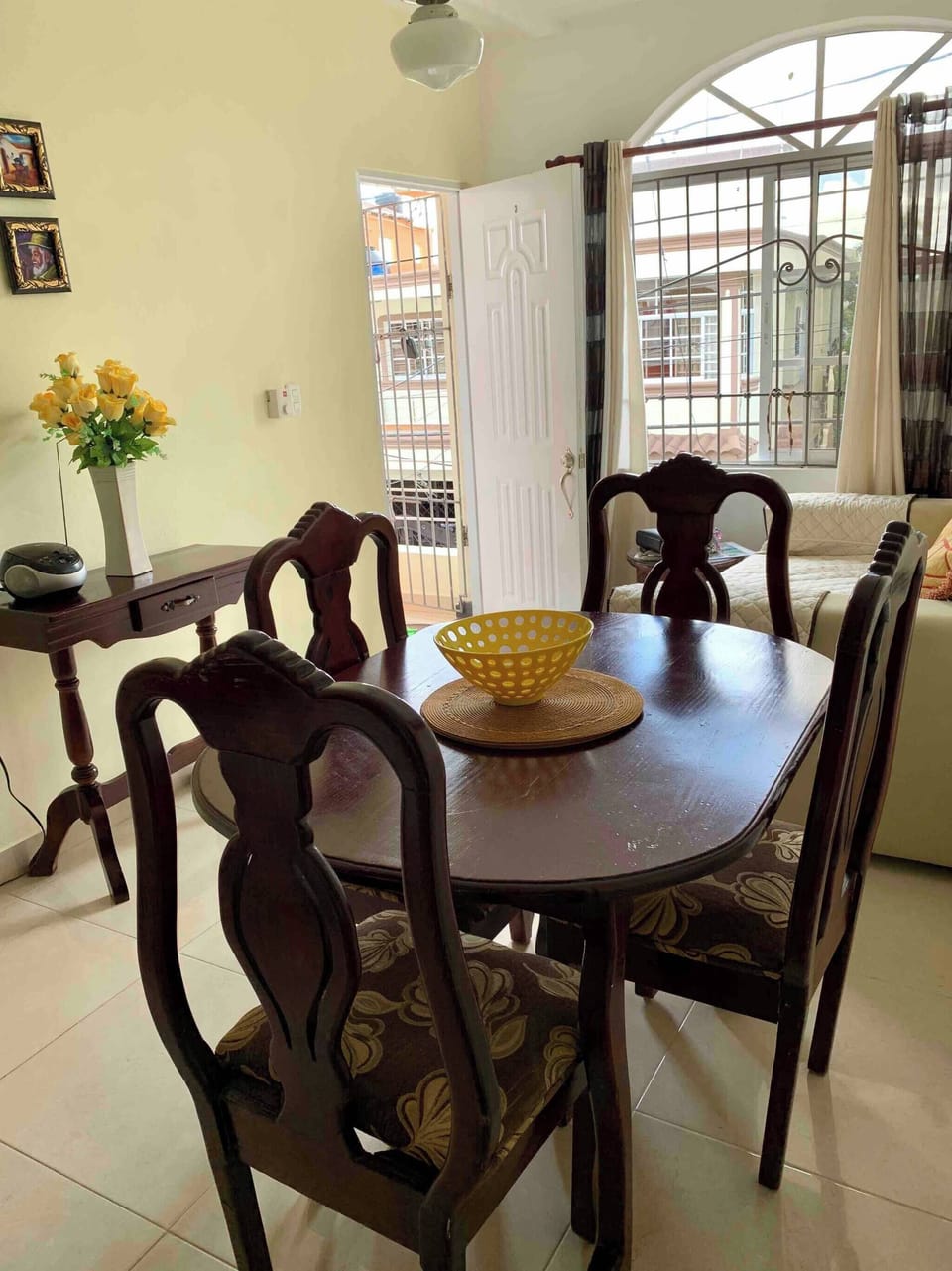 Condo, 1 Bedroom, Hot Tub | Dining room