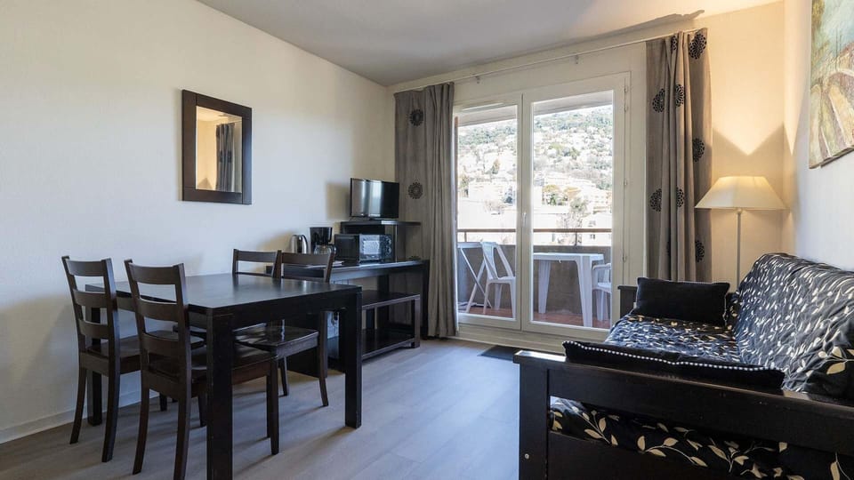 Apartment | Living area