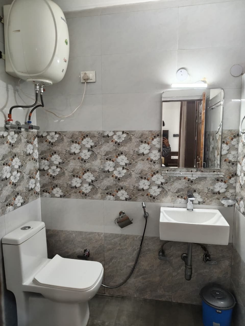 Shower, soap, shampoo