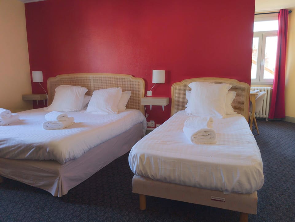 Standard Triple Room | Free WiFi