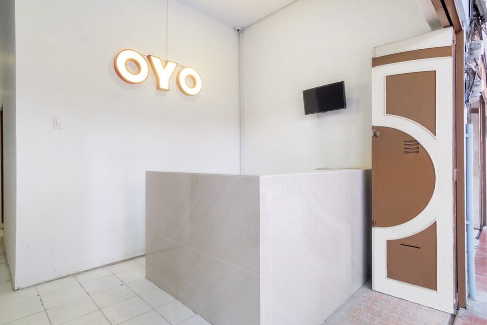 Entrance / Reception