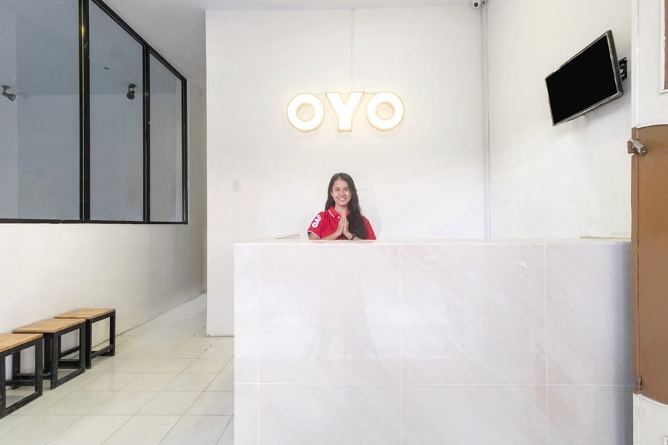 Entrance / Reception