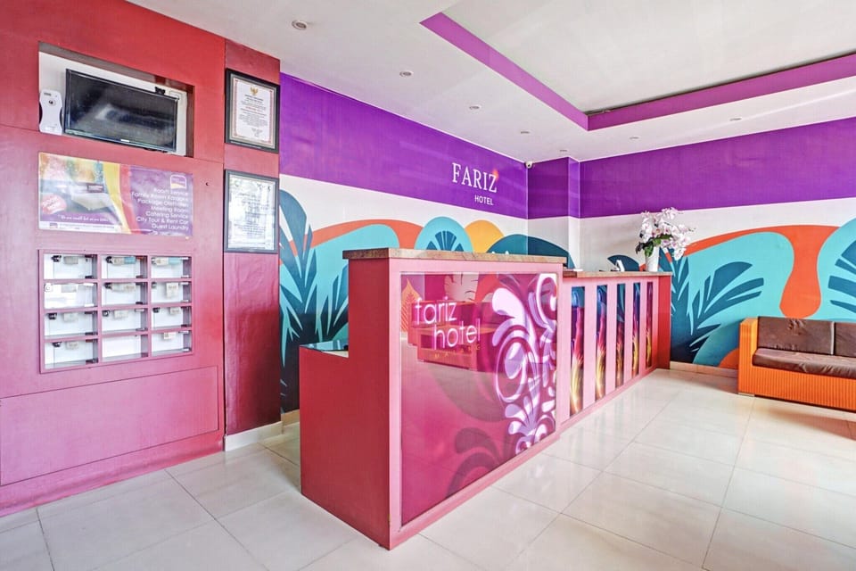 Entrance / Reception