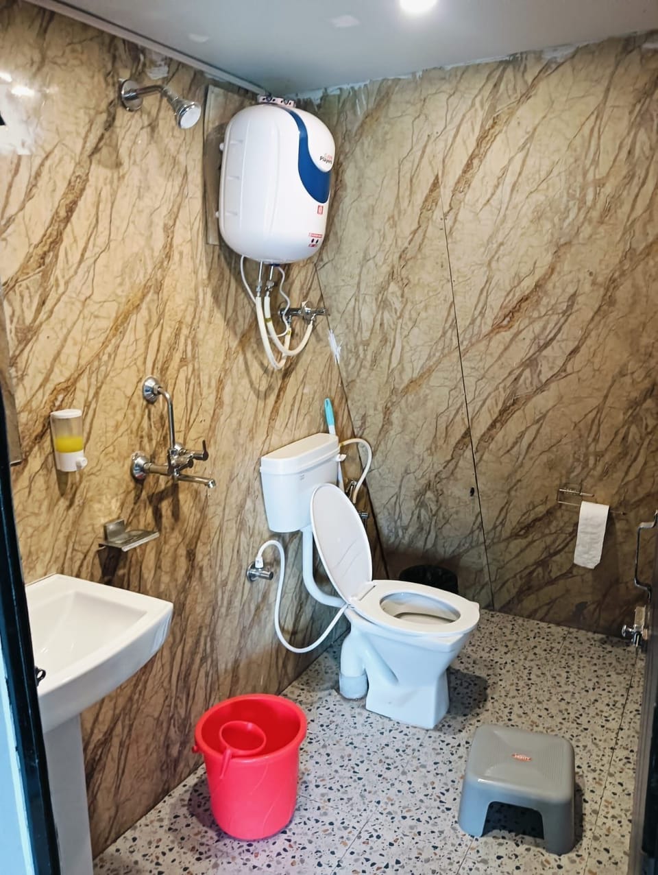 Shunya Cottage | Bathroom