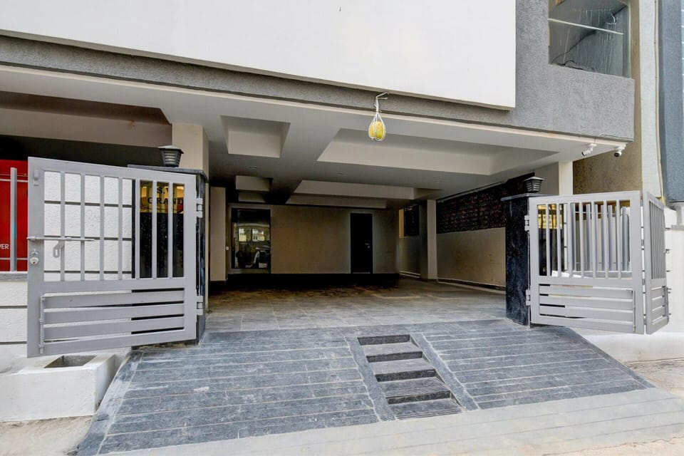 House | Reception