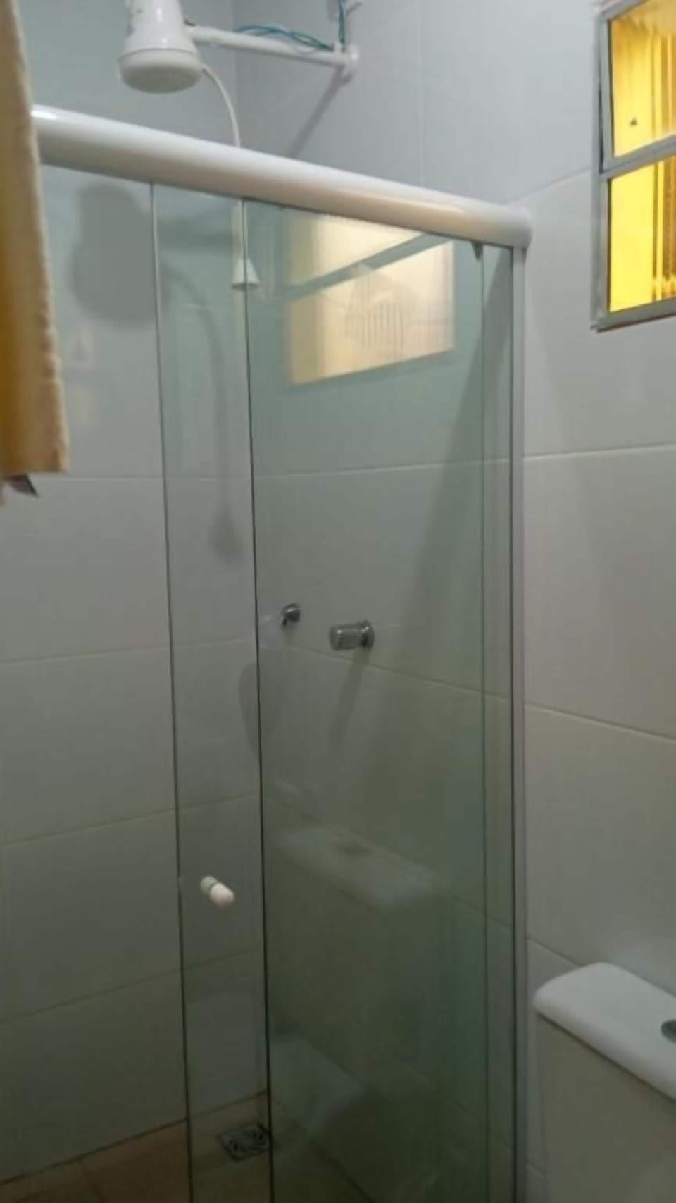 Basic Quadruple Room | Bathroom | Soap, toilet paper