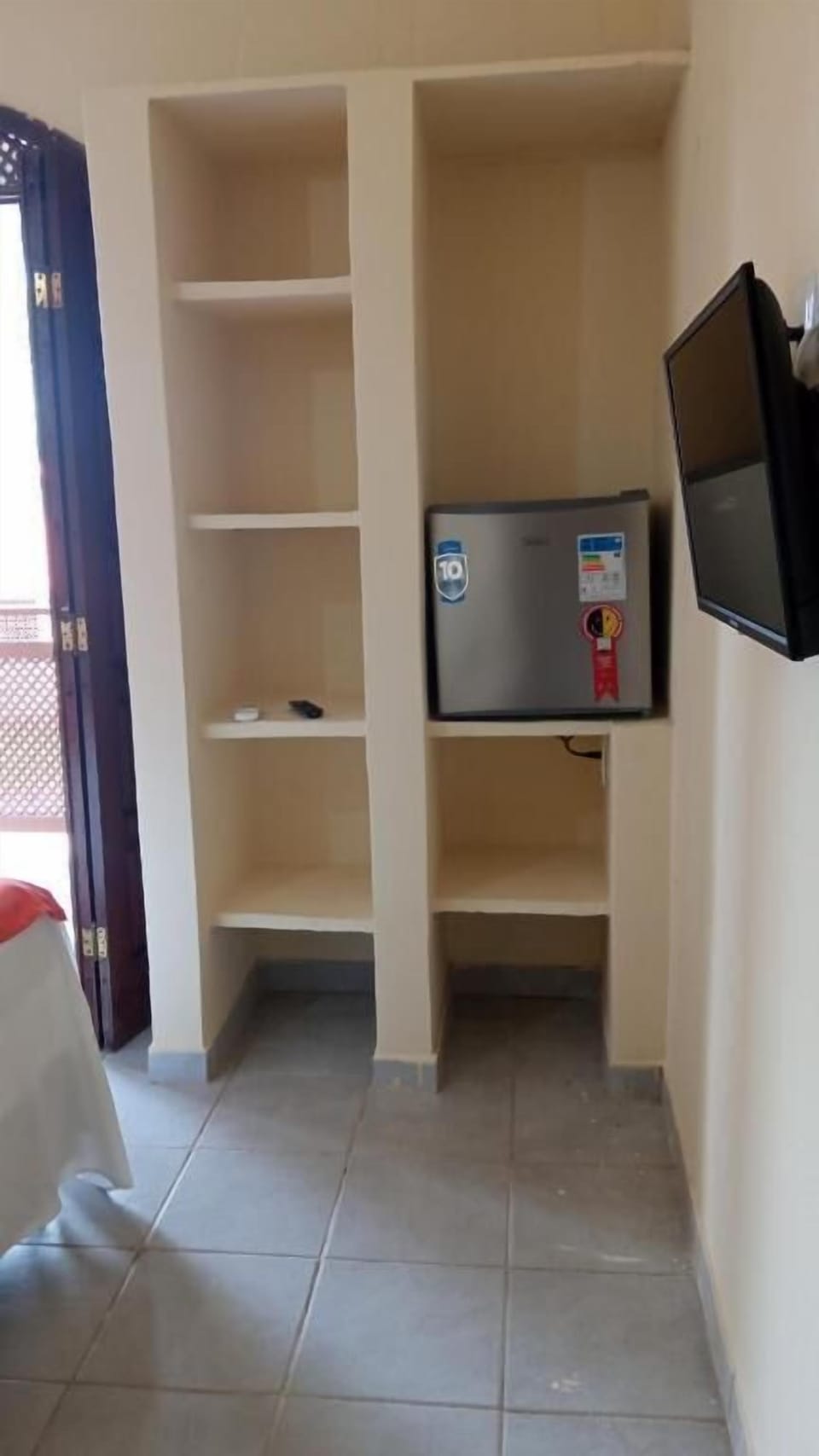 Basic Triple Room | Interior