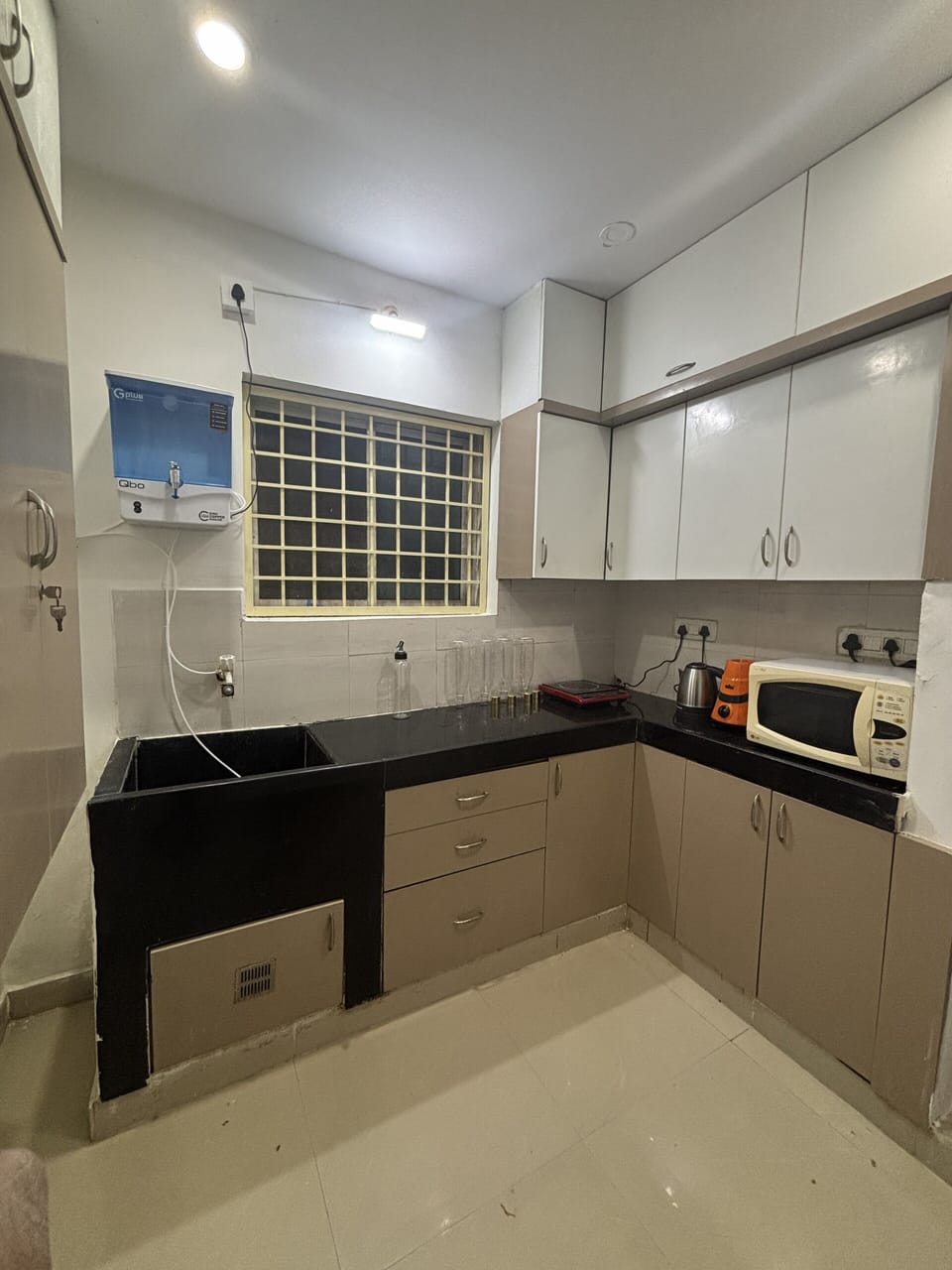 Double or Twin Room | Private kitchen