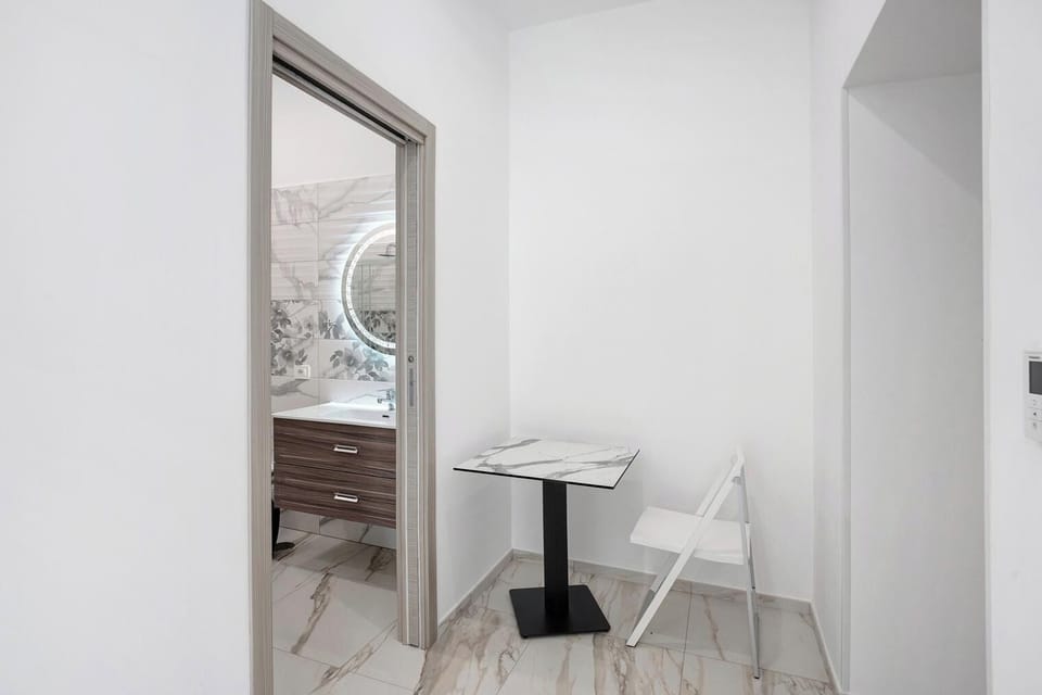 Standard Triple Room, 1 Bedroom, Private Bathroom, Garden View | Blackout drapes, soundproofing, iron/ironing board, free WiFi