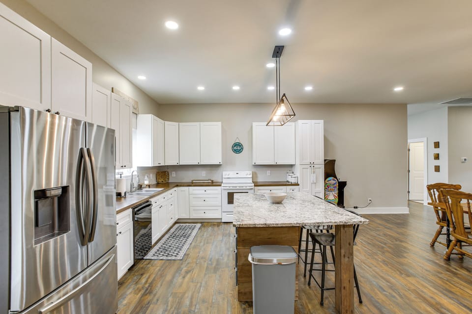 House (2 Bedrooms) | Interior
