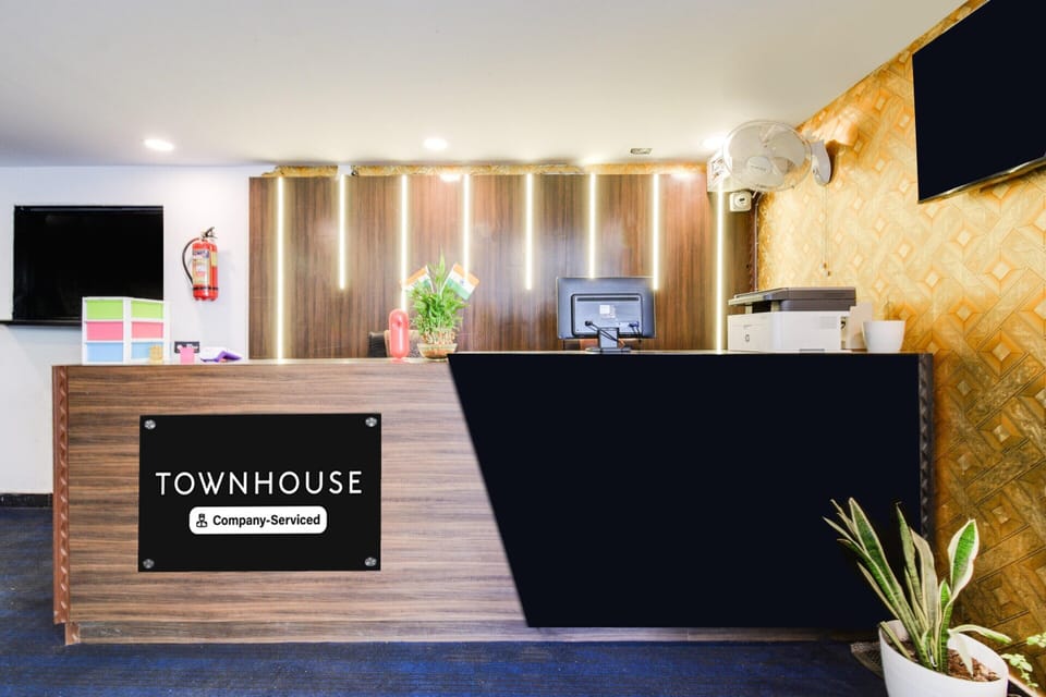 House | Reception