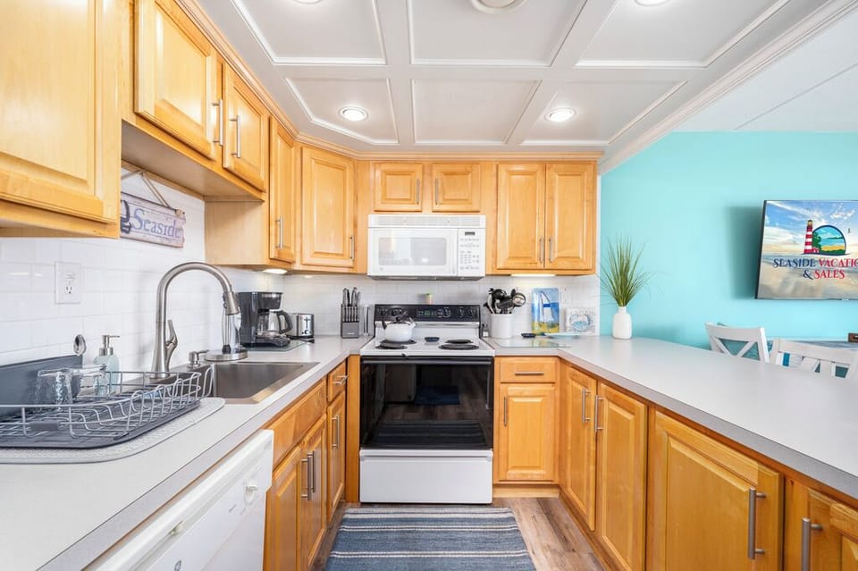 Well Stocked with everything you'll need to make mealtime a Breeze!